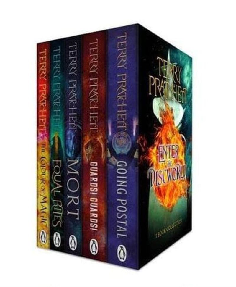 Terry Prachett Discworld 5 Book Slipcase