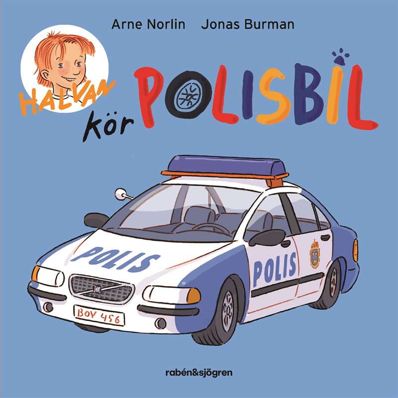 Halvan kör polisbil